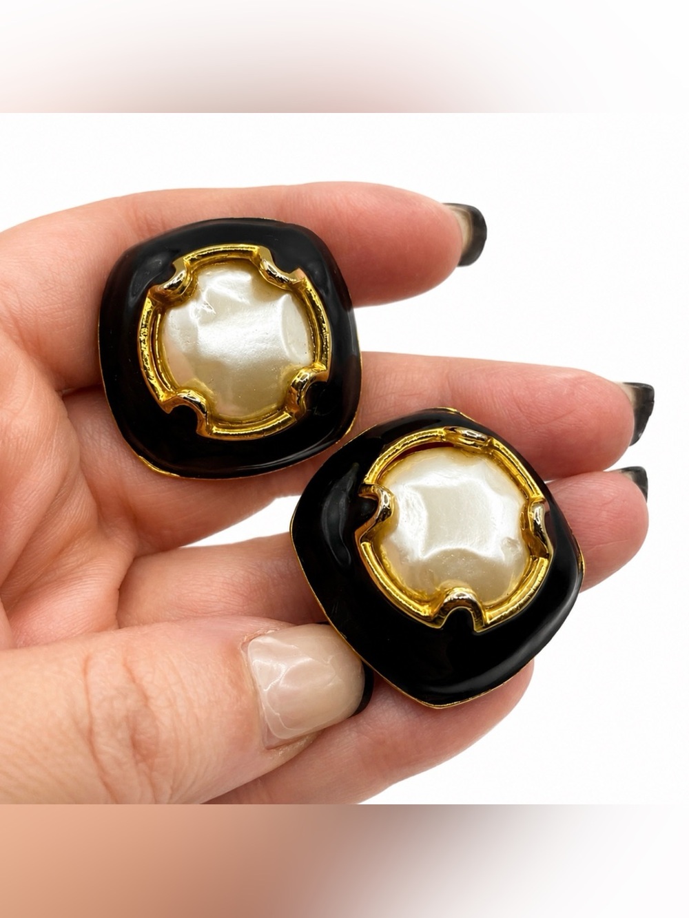 CJ Russell Faux Pearl & Black Enamel Gold Tone Clip On Statement Earrings Rare